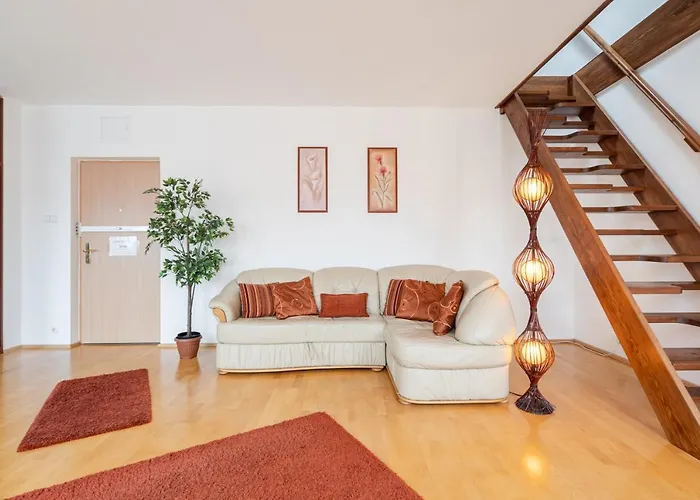 Beautiful Apartment With Ac